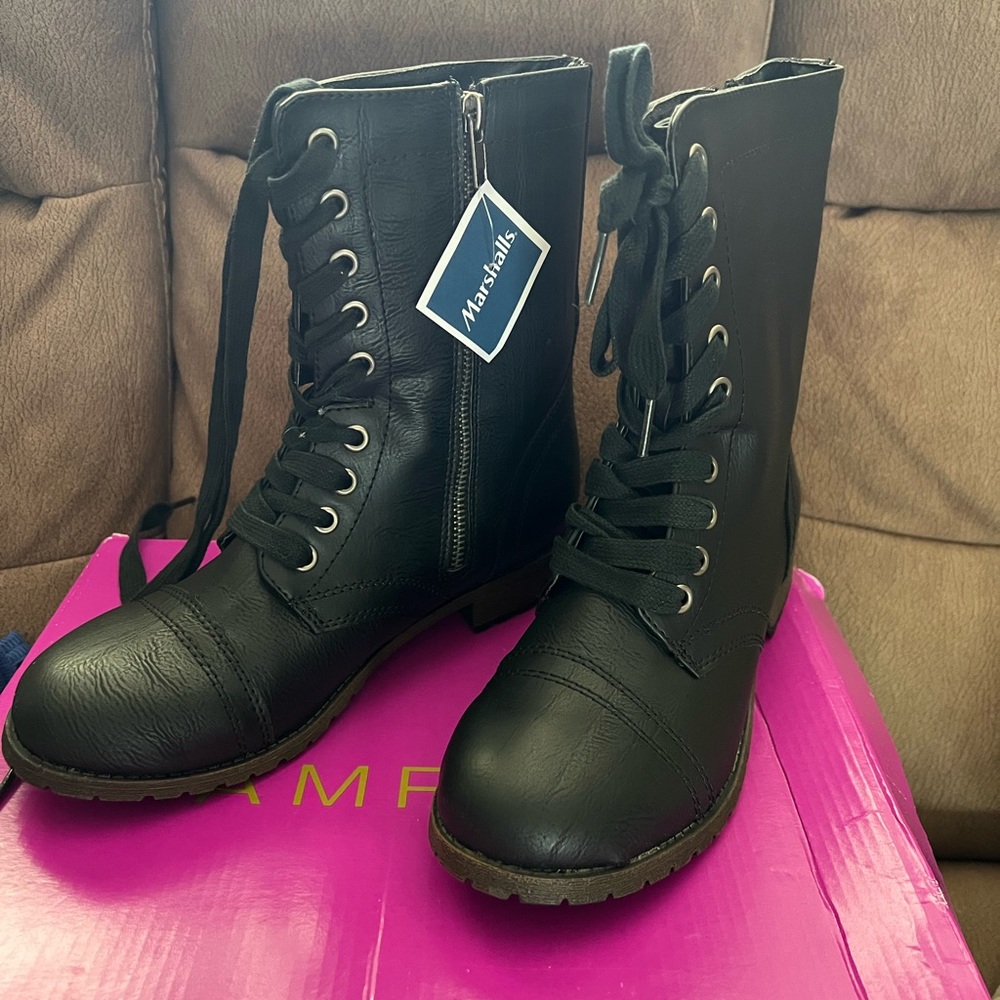 NwT combat boots
